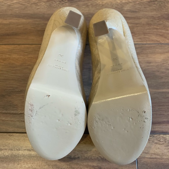 Yves Saint Laurent Nude Python Leather Pumps - Picture 5 of 8